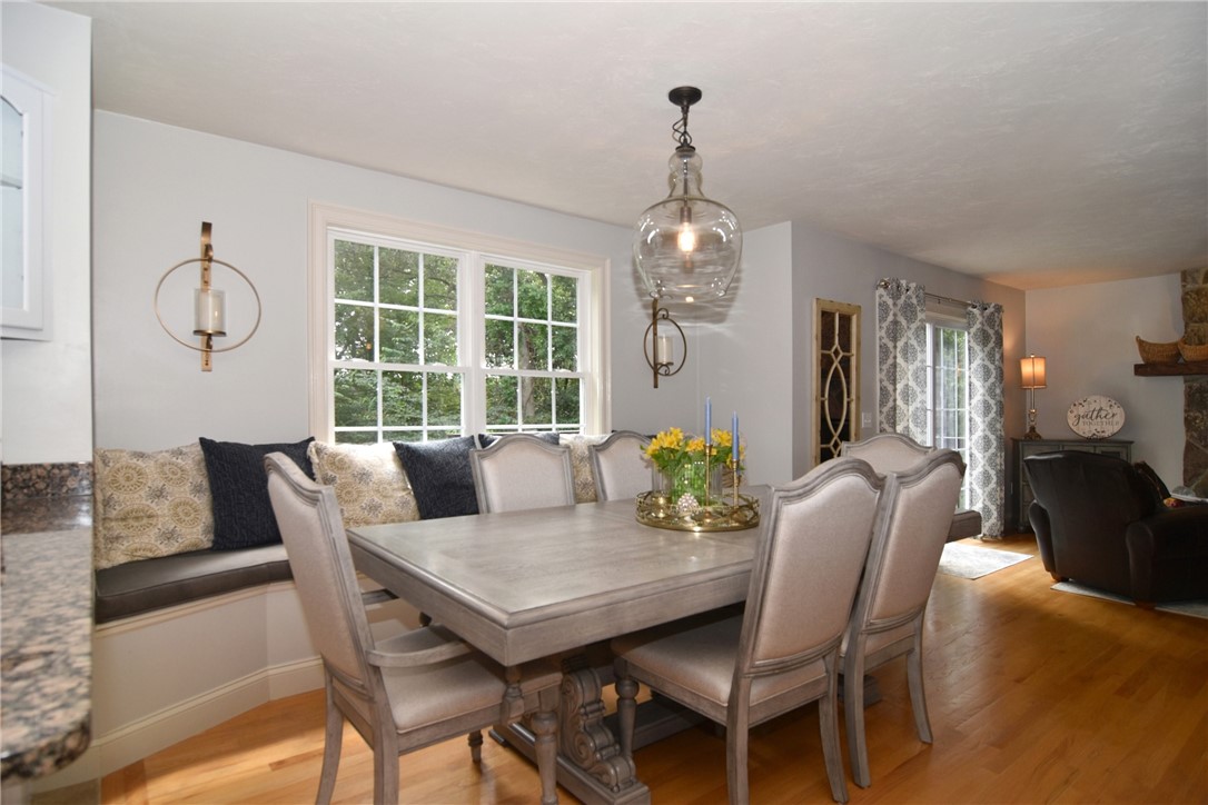 106 Tower Hill Road Cumberland, RI 02864 - Photo 11 of 36