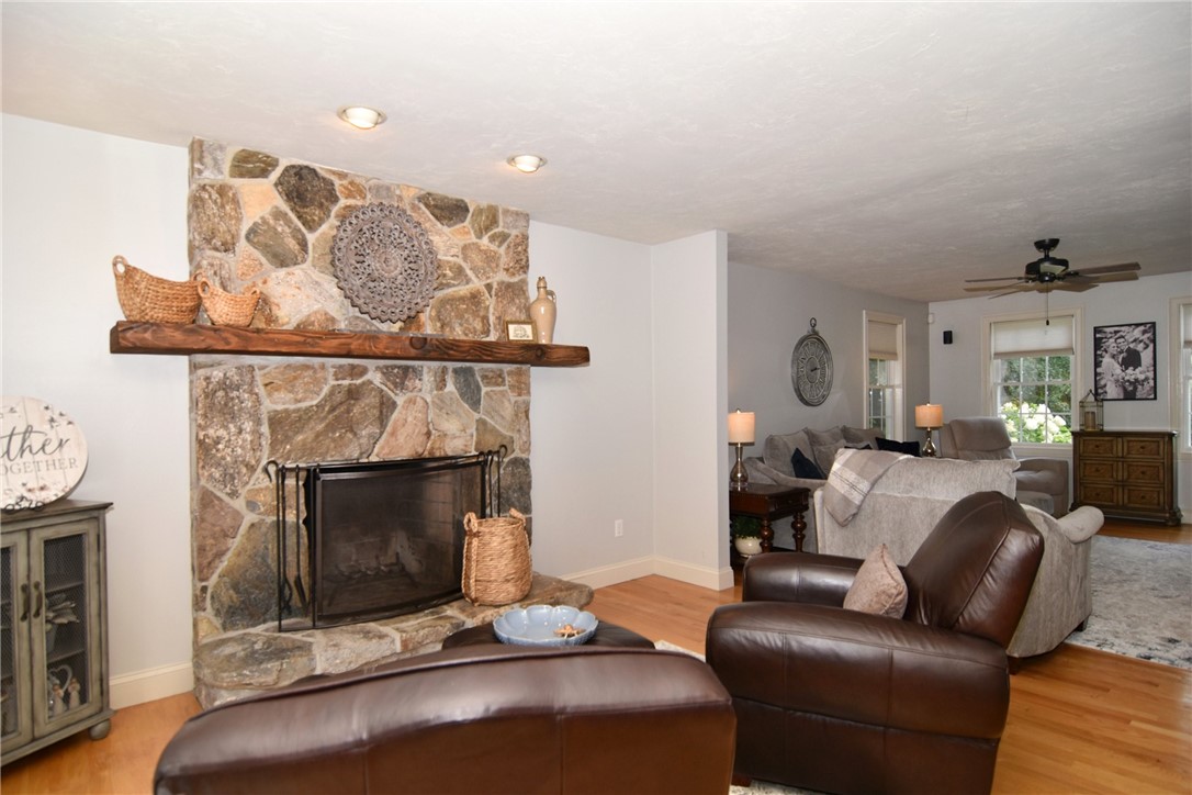 106 Tower Hill Road Cumberland, RI 02864 - Photo 14 of 36