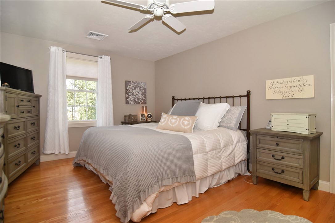 106 Tower Hill Road Cumberland, RI 02864 - Photo 16 of 36