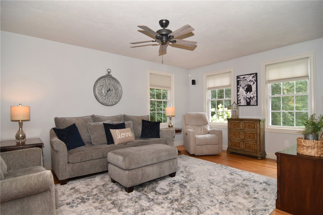 106 Tower Hill Road Cumberland, RI 02864 - Photo 2 of 36