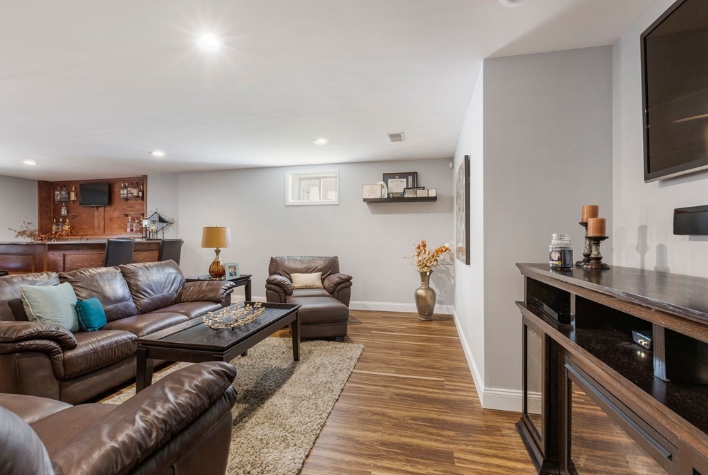 609 Detroit Street Fall River, MA 02721 - Photo 21 of 30 Gallery Image 21
