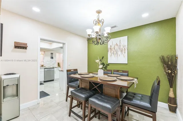 $5,000 | 5706 South Travelers Palm Lane, Tamarac, FL 33319