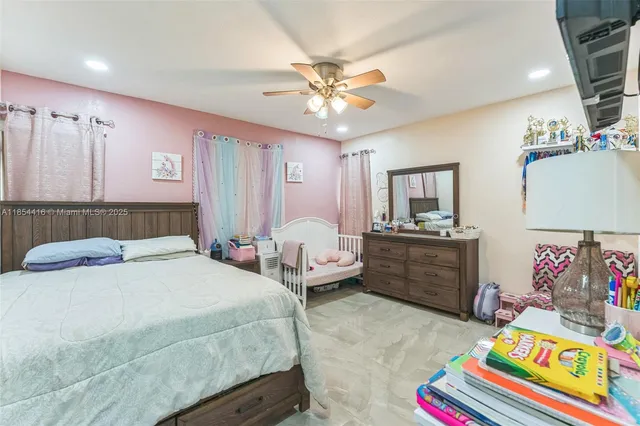 $5,000 | 5706 South Travelers Palm Lane, Tamarac, FL 33319