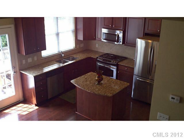 1130 Drayton Court, Unit 1130 Fort Mill, SC 29708 - Photo 6 of 12