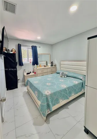 $750,000 | 598 East 41st Street, Hialeah, FL 33013