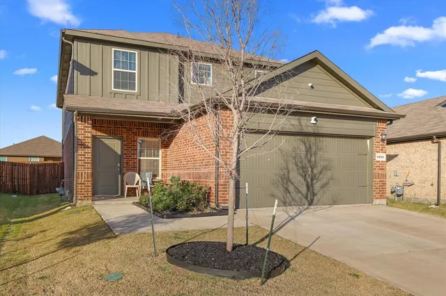 $2,200 | 3329 Watterson Way, Crandall, TX 75114