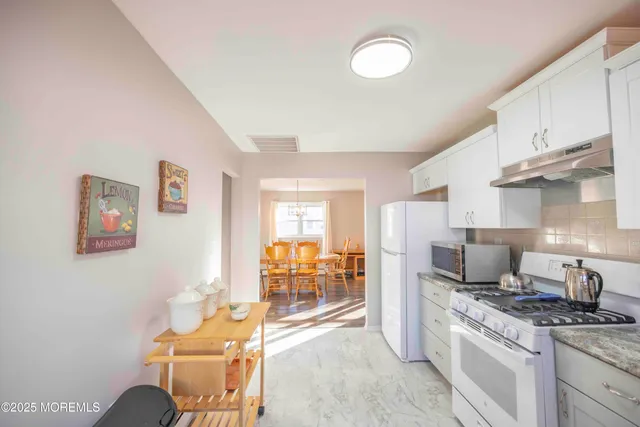 $345,000 | 91 Cabrillo Boulevard, Toms River, NJ 08757