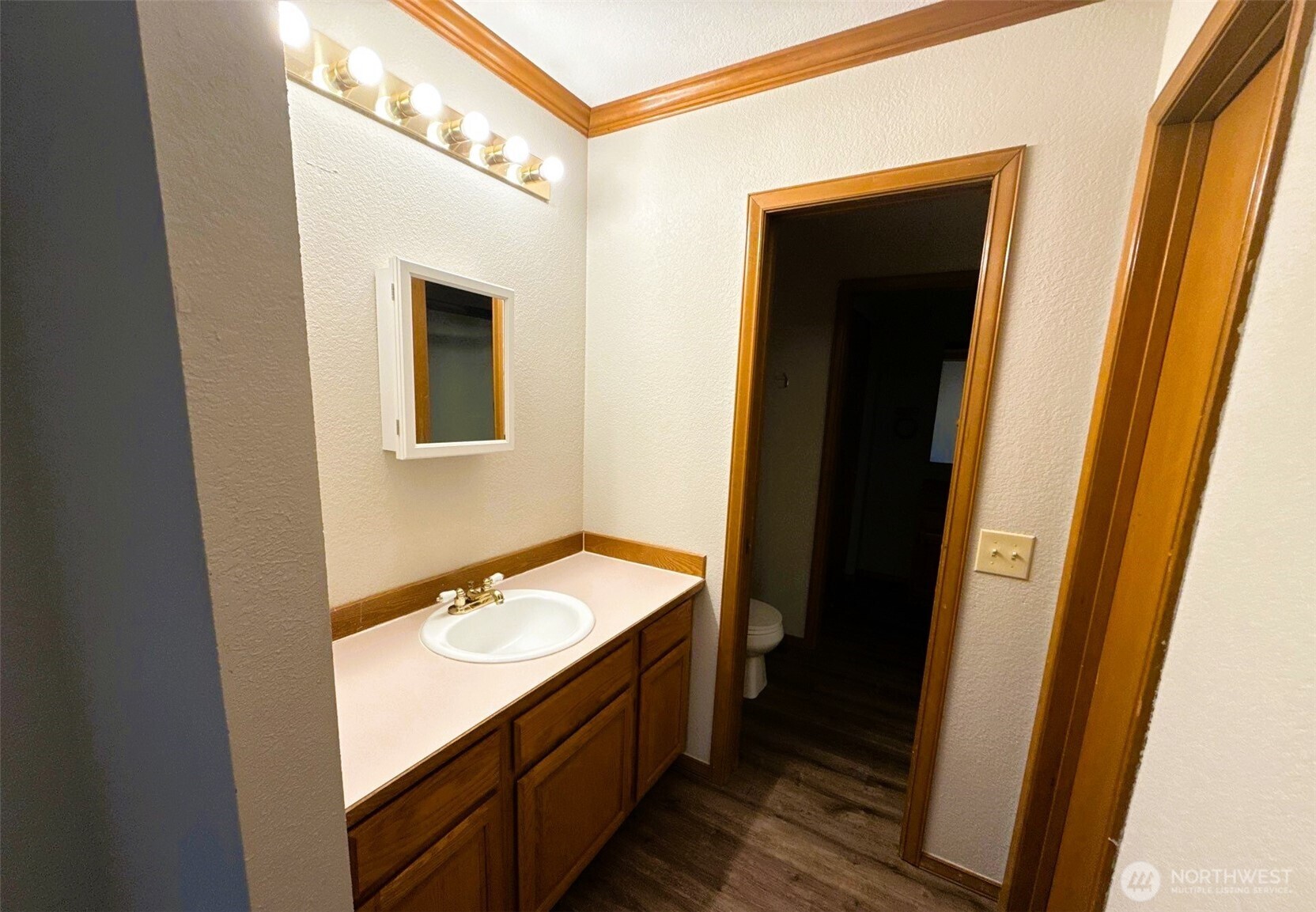 205 Spring Place Enumclaw, WA 98022 - Photo 10 of 11