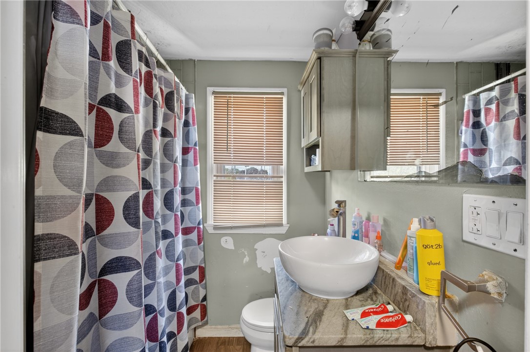 289 Legion Way Cranston, RI 02910 - Photo 13 of 34