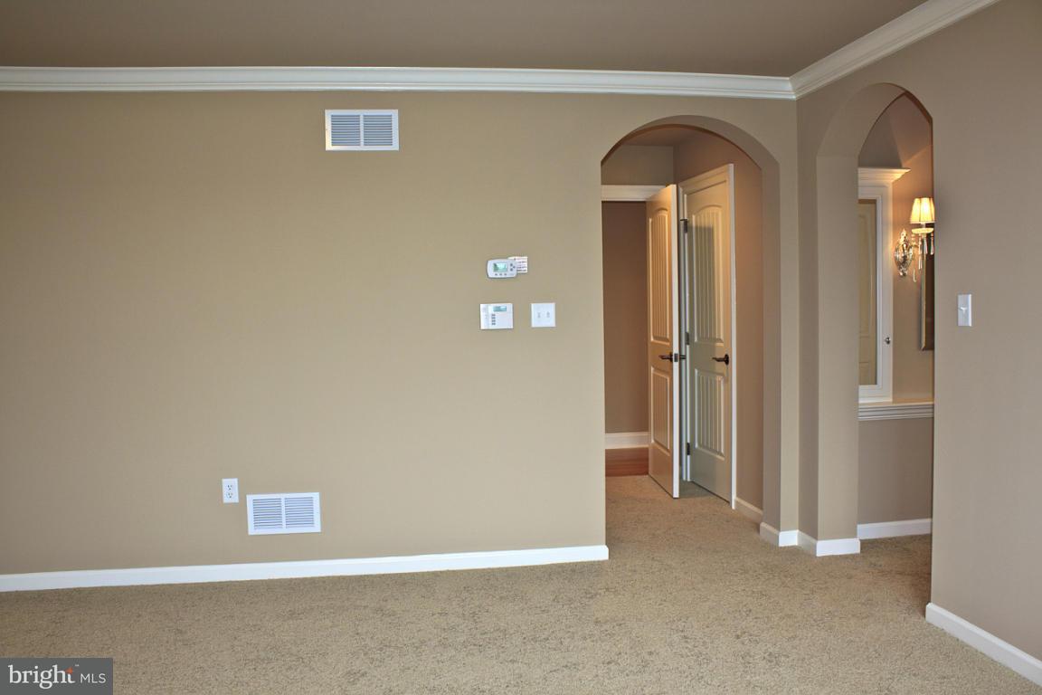 331 Bowyer Lane Lititz, PA 17543 - Photo 10 of 14