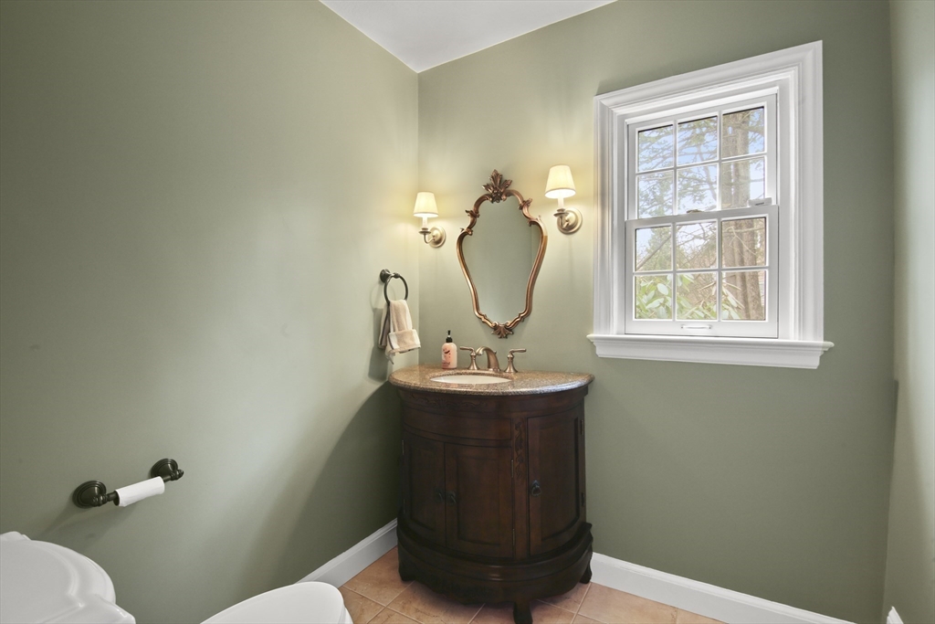 23 Greenwich Road Longmeadow, MA 01106 - Photo 21 of 42 Gallery Image 21
