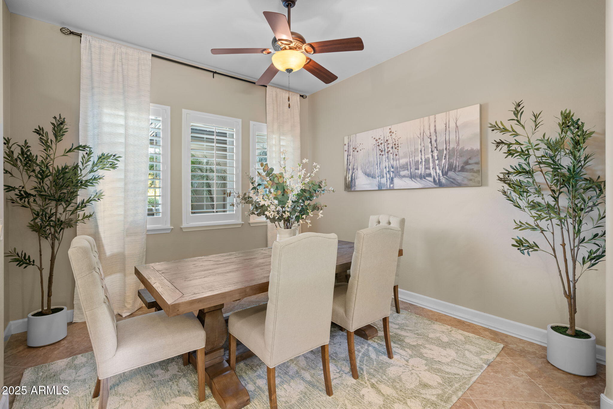 3781 East Chestnut Lane Gilbert, AZ 85298 - Photo 20 of 89 Formal Dining Area