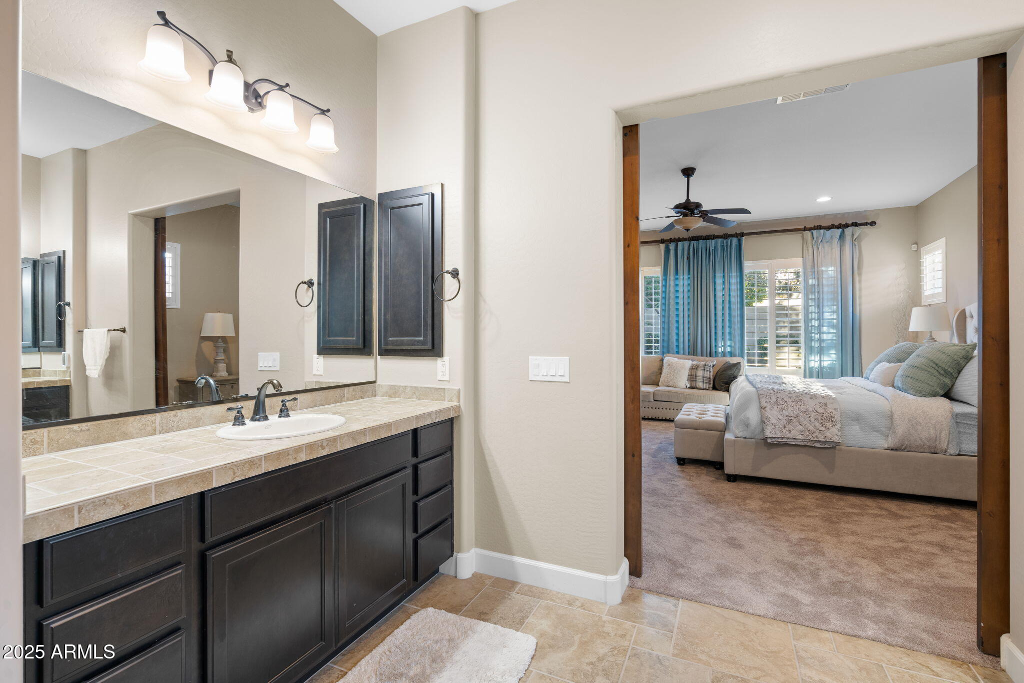 3781 East Chestnut Lane Gilbert, AZ 85298 - Photo 24 of 89 Primary Bath