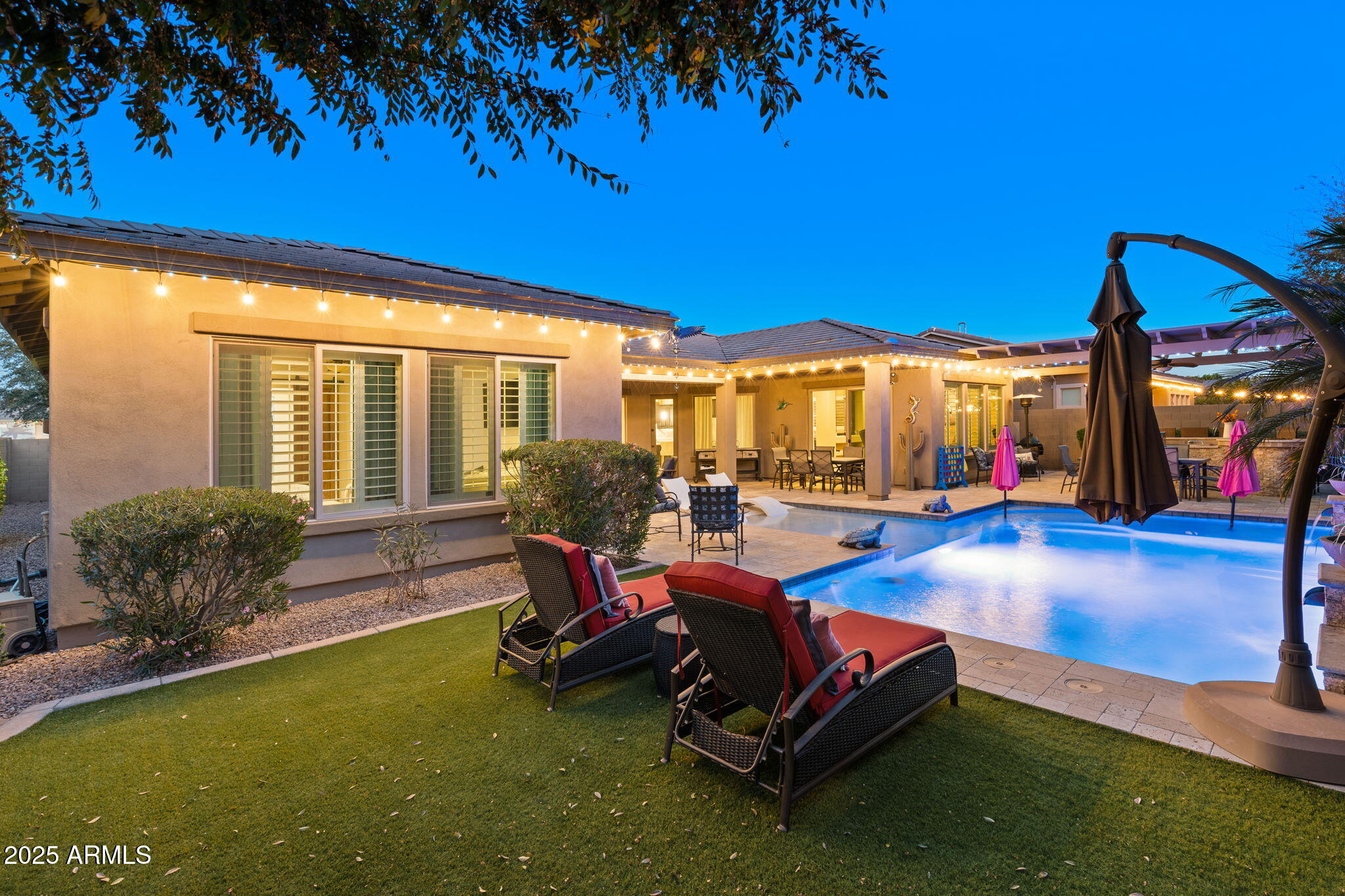 3781 East Chestnut Lane Gilbert, AZ 85298 - Photo 55 of 89 Entertainers Backyard