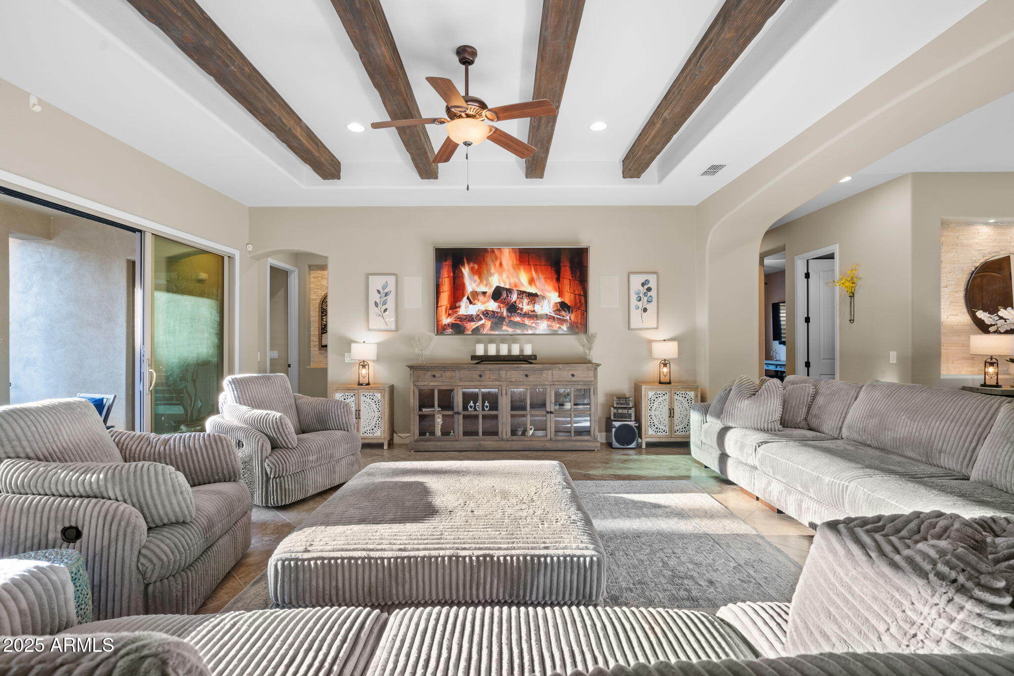 3781 East Chestnut Lane Gilbert, AZ 85298 - Photo 9 of 89 Great Room