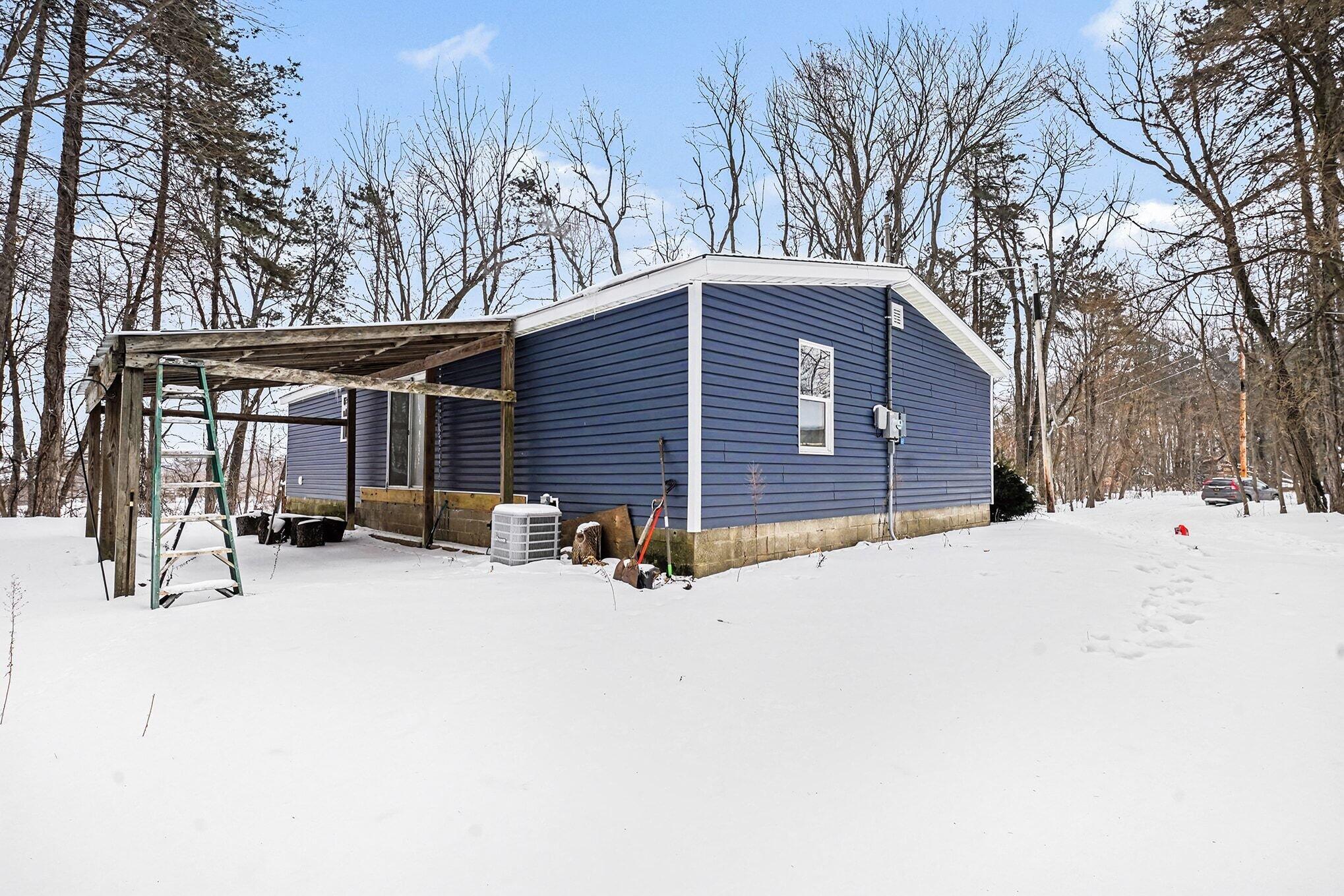 20990 Crane Street Decatur, MI 49045 - Photo 25 of 27 020_file_7046