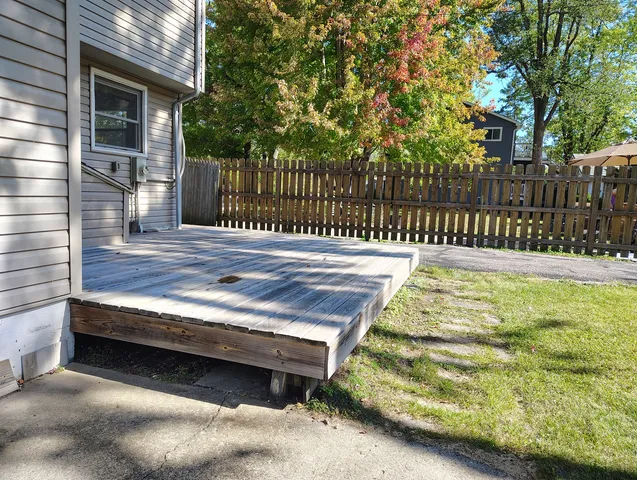 $2,400 | 35W325 Lambert Avenue, St. Charles, IL 60174
