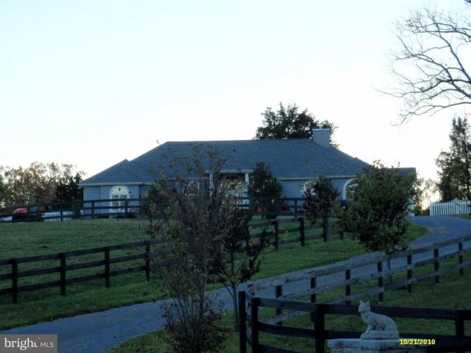 2855 Red Gate Road Boyce, VA 22620 - Photo 1 of 29 Exterior (Main)
