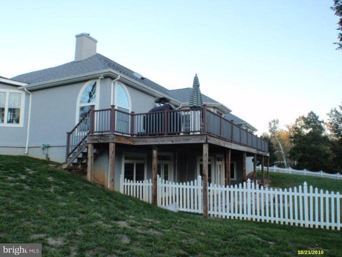 2855 Red Gate Road Boyce, VA 22620 - Photo 3 of 29 Exterior (Rear)