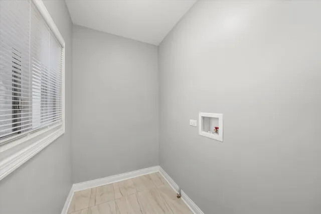 $285,000 | 24 East 99th Place, Chicago, IL 60628