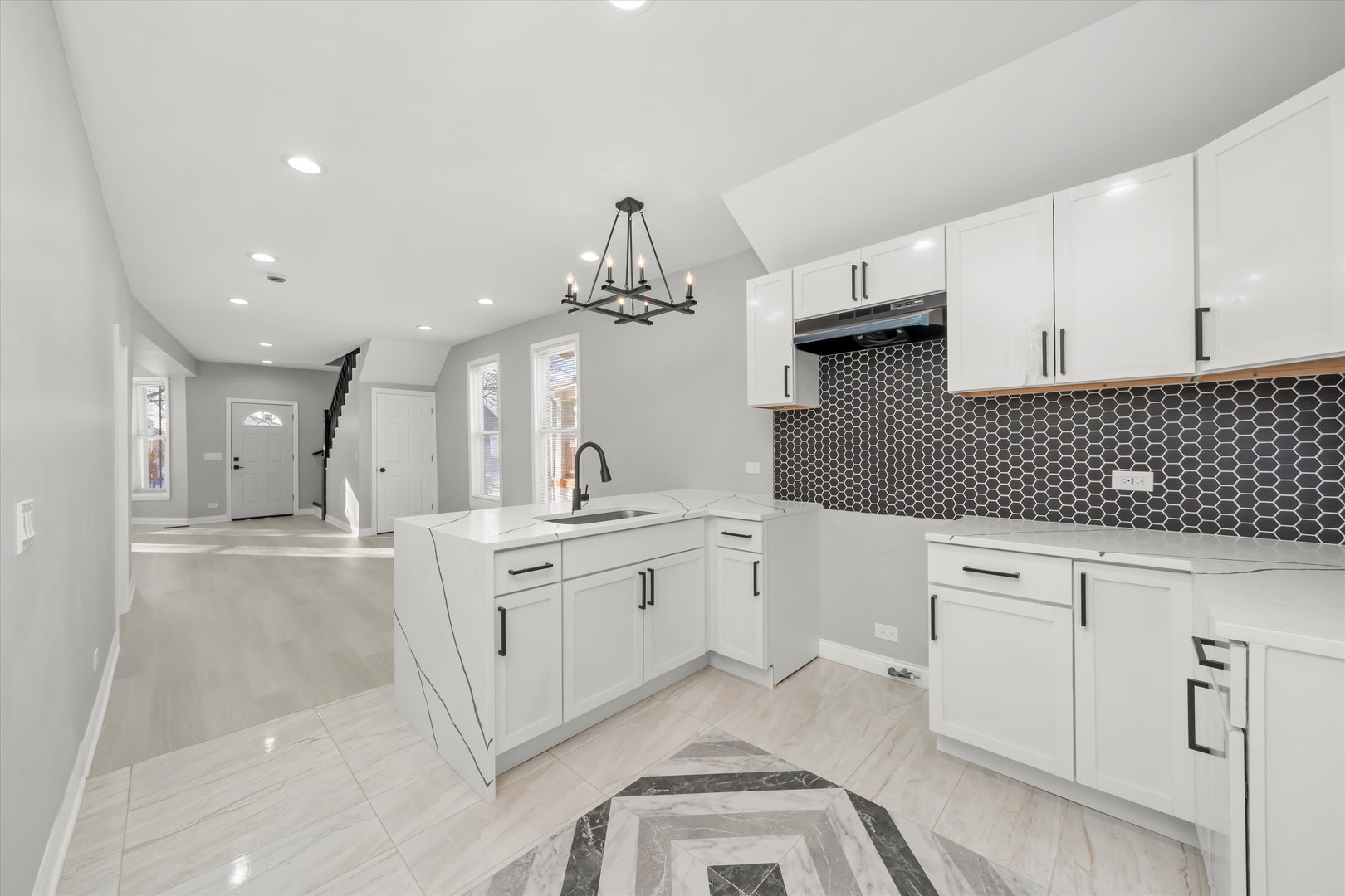 24 East 99th Place Chicago, IL 60628 - Photo 2 of 24