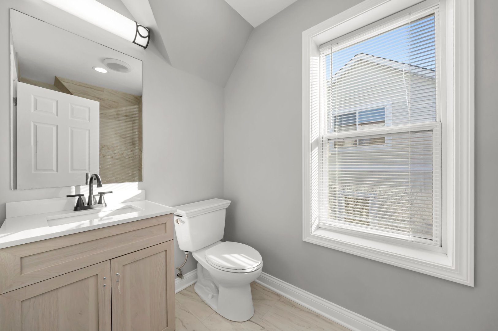 24 East 99th Place Chicago, IL 60628 - Photo 8 of 24