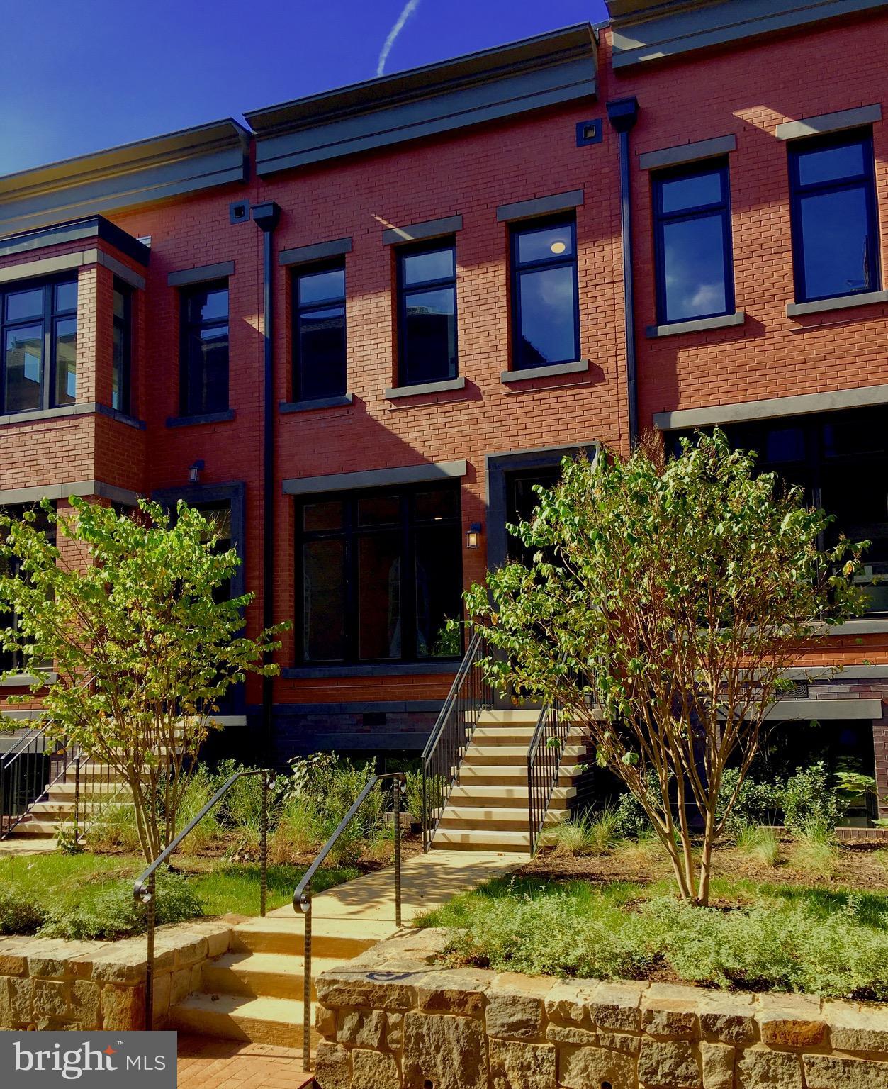 419 Guethler's Way Washington, DC 20003 - Photo 3 of 29 Exterior (Front)