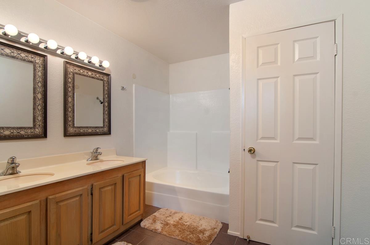 4998 Dulin Road Fallbrook, CA 92028 - Photo 22 of 25