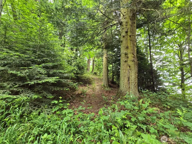 $450,000 | 10307 Northeast Paradise Cv Lane, Kingston, WA 98346