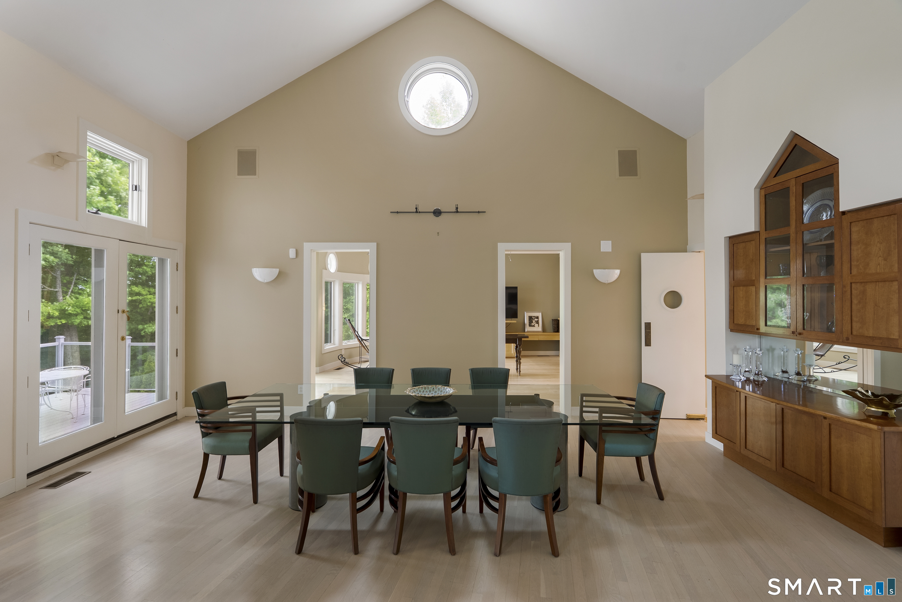 46 Balfour Road West Hartford, CT 06117 - Photo 10 of 40