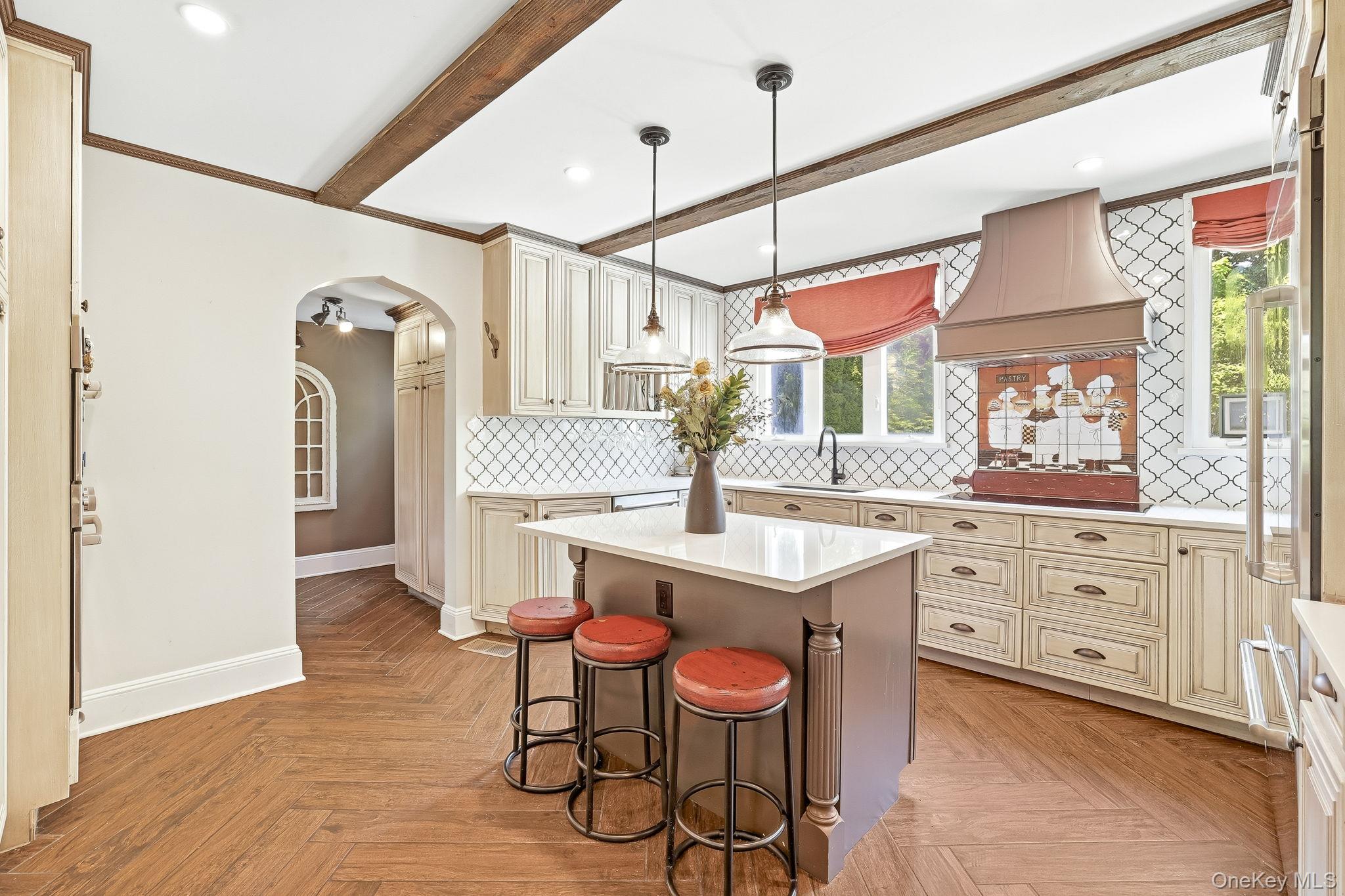 14 Overhill Road New Rochelle, NY 10804 - Photo 18 of 54