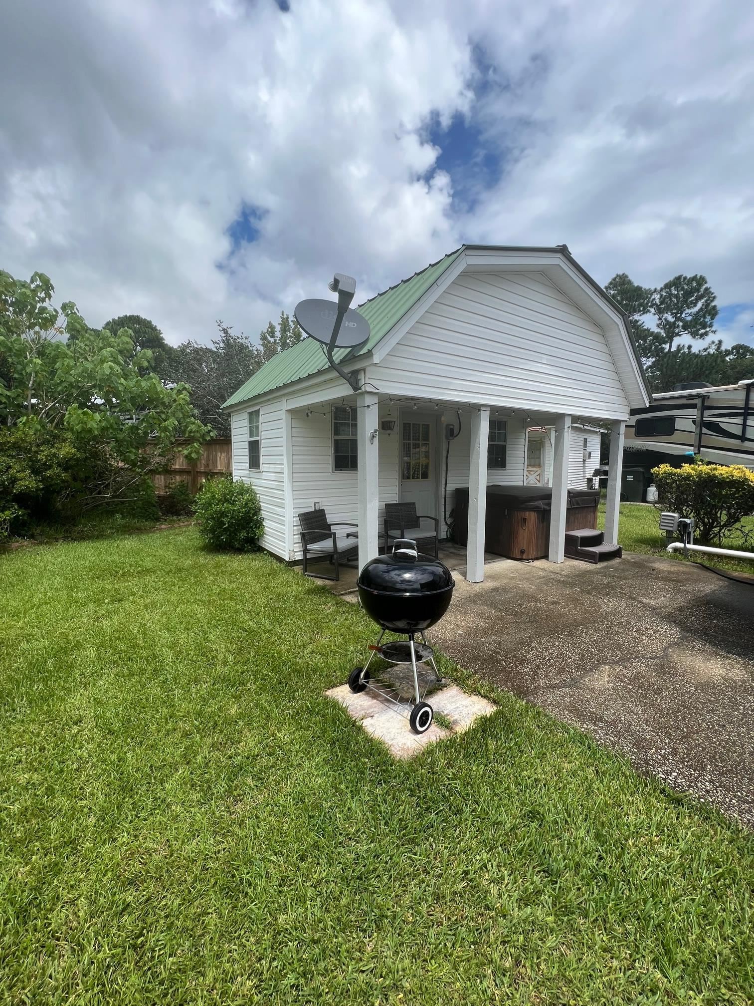 264 Defuniak Circle Lillian, AL 36549 - Photo 2 of 28