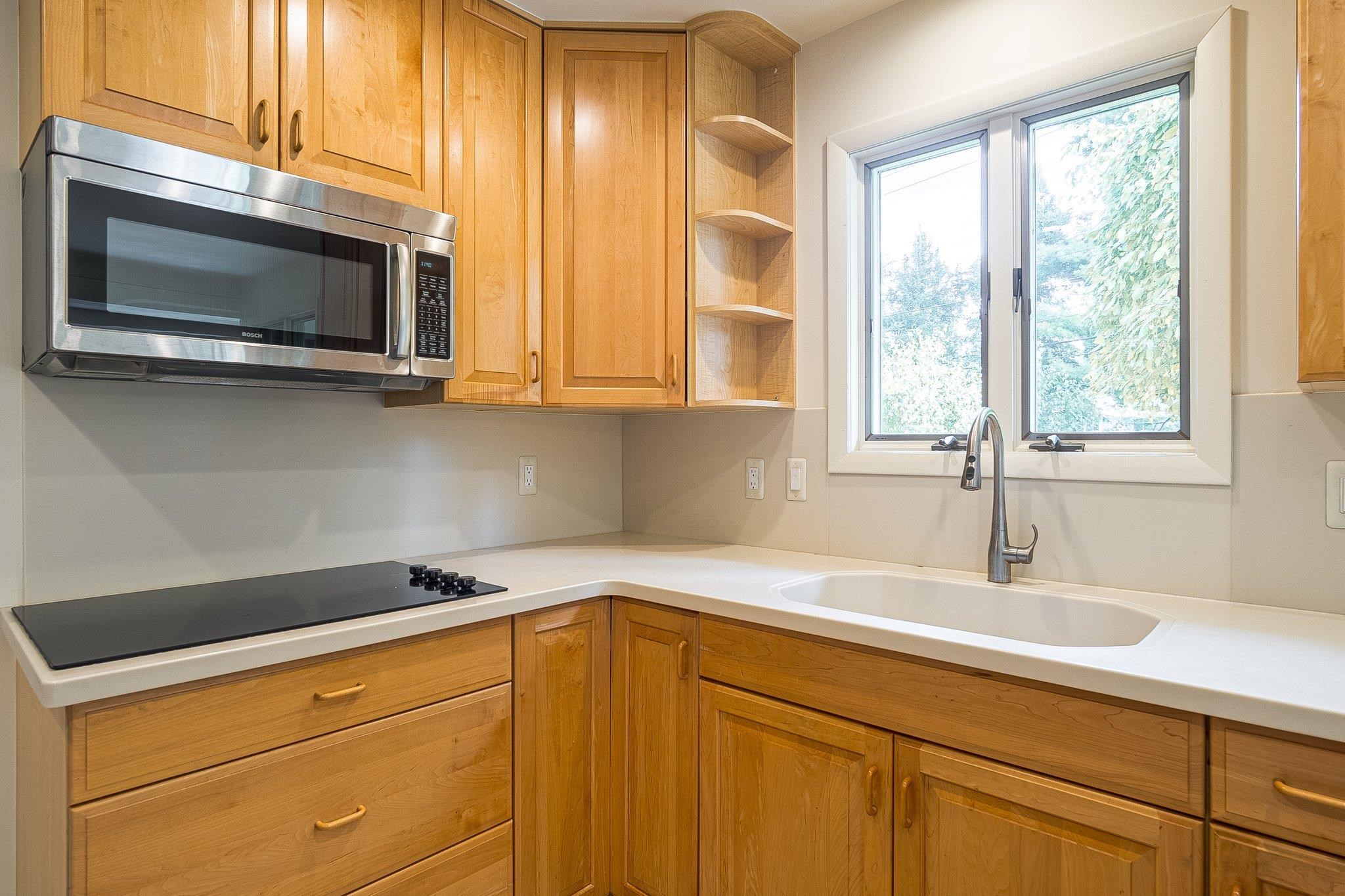 1136 Brewster Road Rochester Hills, MI 48306 - Photo 16 of 45