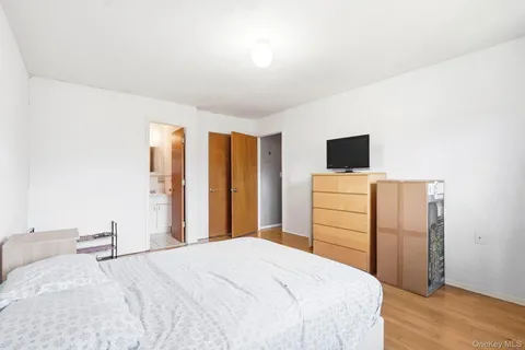 $1,050,000 | 3303 Palmer Avenue | Eastchester