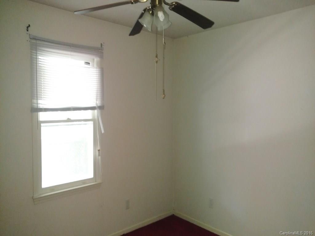 641 Oates Road Gastonia, NC 28052 - Photo 5 of 8 Gallery Image 5
