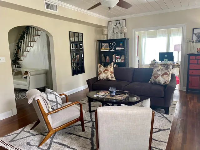 $3,000 | 693 North 23rd Street, Beaumont, TX 77706