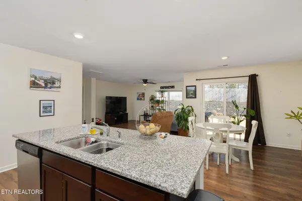 $342,650 | 921 Erica Drive, Talbott, TN 37877