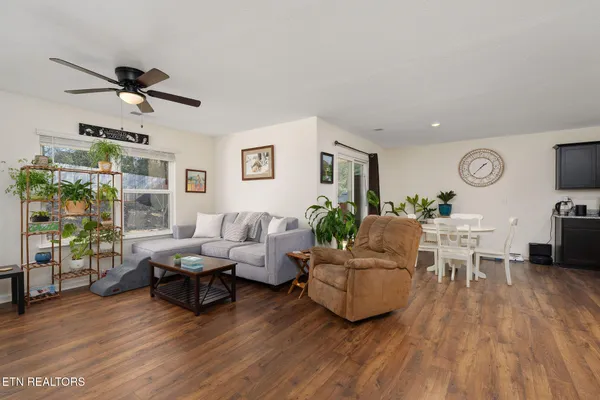 $342,650 | 921 Erica Drive, Talbott, TN 37877