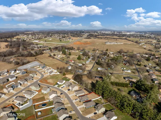 $344,650 | 921 Erica Drive, Talbott, TN 37877