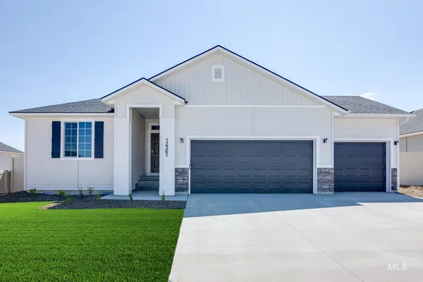 $444,990 | 613 West Novak Drive, Emmett, ID 83617