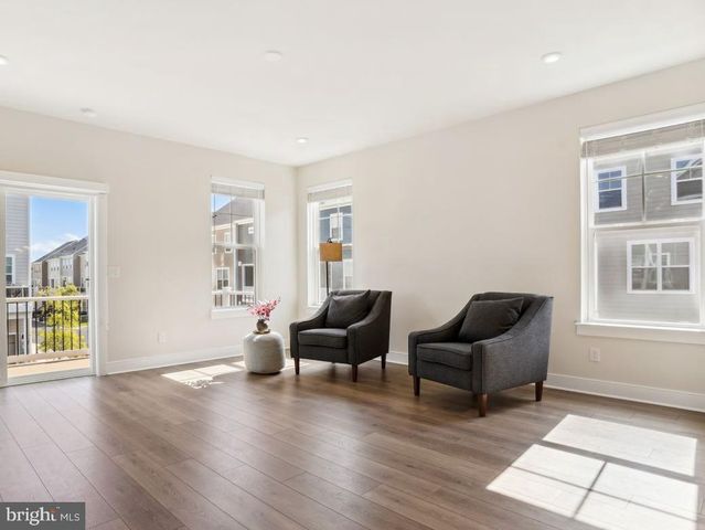 $618,500 | 17663 Falcon Heights Street, Dumfries, VA 22026