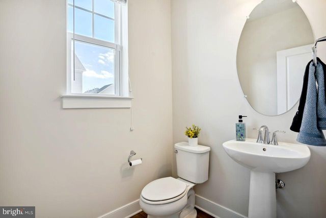 $618,500 | 17663 Falcon Heights Street, Dumfries, VA 22026