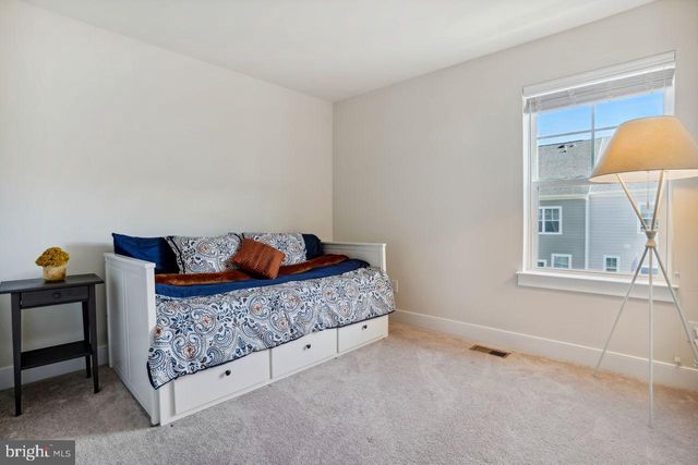 $618,500 | 17663 Falcon Heights Street, Dumfries, VA 22026