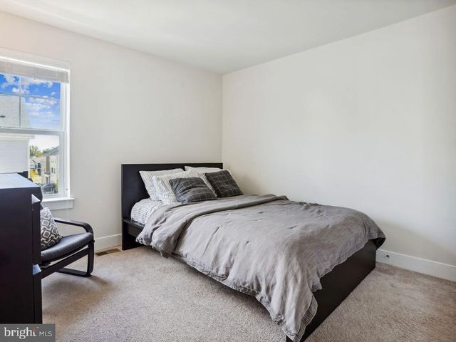 $618,500 | 17663 Falcon Heights Street, Dumfries, VA 22026