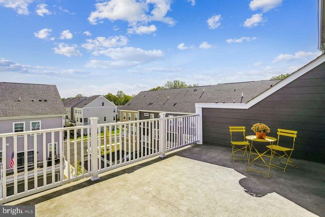 $618,500 | 17663 Falcon Heights Street, Dumfries, VA 22026