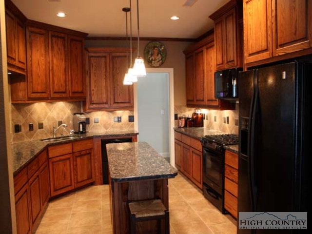 40 Big Ridge Road Independence, VA 24348 - Photo 8 of 14 Gallery Image 8