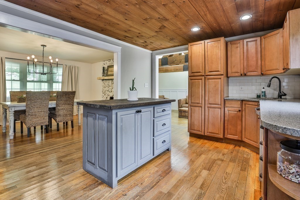 17 Highland Road Boxford, MA 01921 - Photo 8 of 42