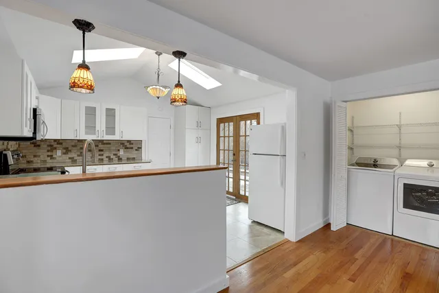 $1,445,000 | 22 Oklahoma Avenue, Vineyard Haven, MA 02568