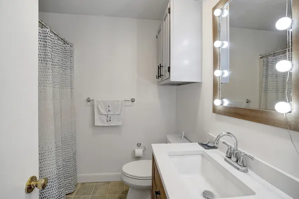 $1,445,000 | 22 Oklahoma Avenue, Vineyard Haven, MA 02568