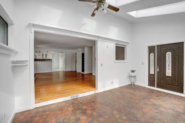 $1,445,000 | 22 Oklahoma Avenue, Vineyard Haven, MA 02568